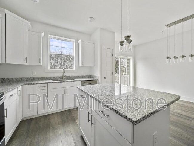 Building Photo - 11089 Gopher Dr N