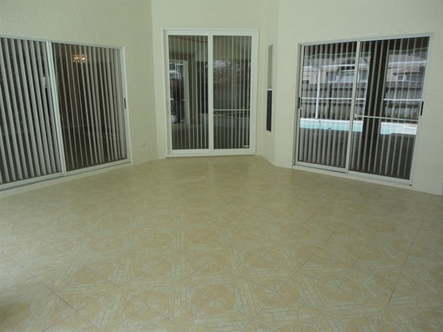 Building Photo - 2302 Lyncrest Ct