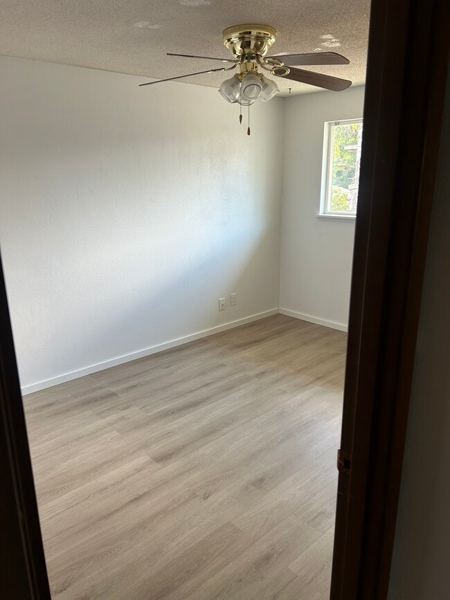 Building Photo - 6611 52nd Ave W