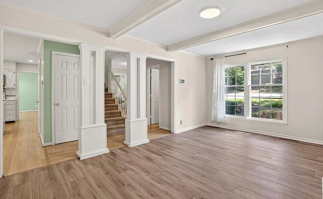 Building Photo - 4419 Forest Walk Dr