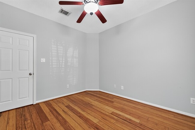 Building Photo - 13919 Aspen Cove Dr
