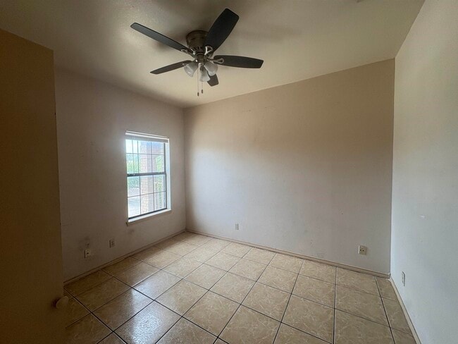Building Photo - 4419 Springfield Ave
