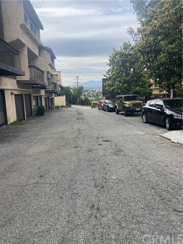 Building Photo - 1826 Garvey Ave