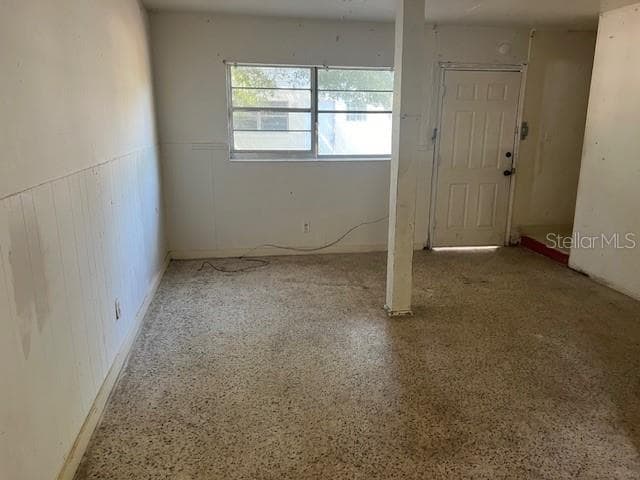 Building Photo - 1089 S Deleon Ave