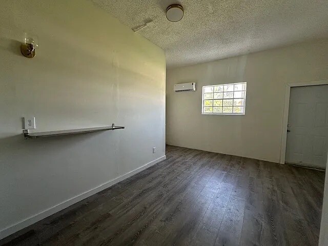 Building Photo - 15121 SW 159th St