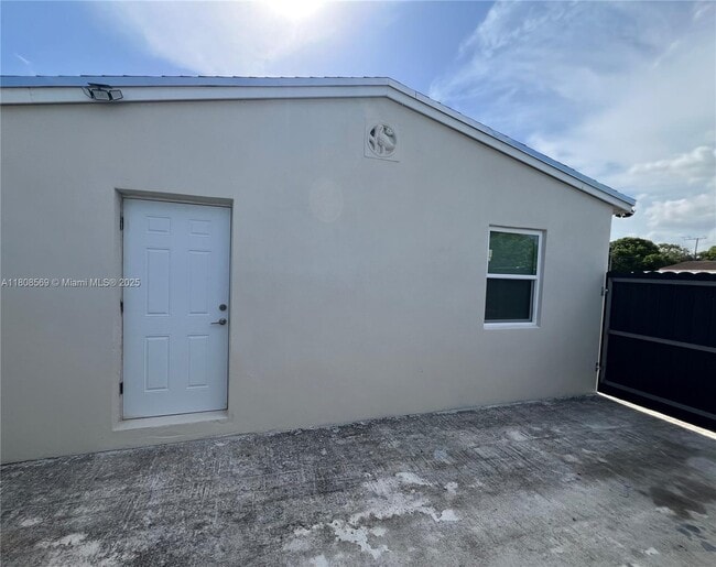 Building Photo - 3130 NW 160th St