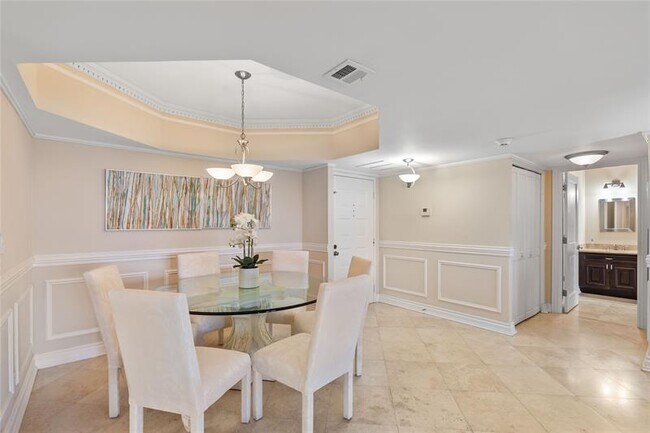 Building Photo - 5000 N Ocean Blvd
