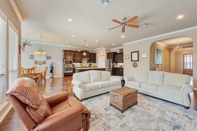 Building Photo - 4408 Toddington Ln