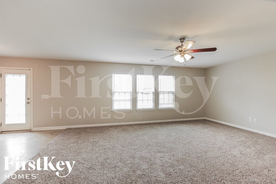 Building Photo - 3503 Whitworth Dr