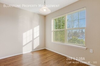 Building Photo - 1268 Mcgee Ct NE