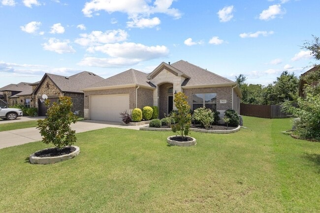 Building Photo - 7822 Cottonwood Dr