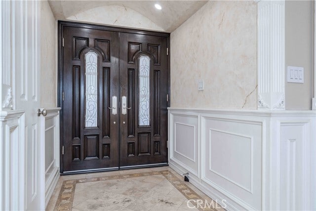 Building Photo - 1122 S Peregrine Pl