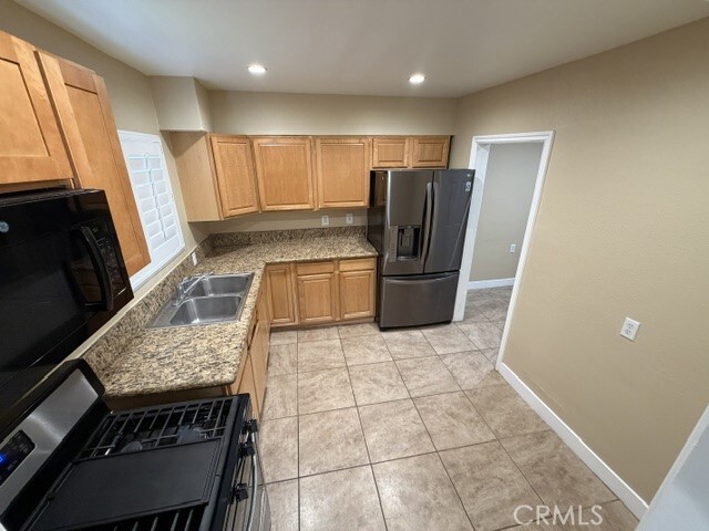Building Photo - 3120 W 135th St
