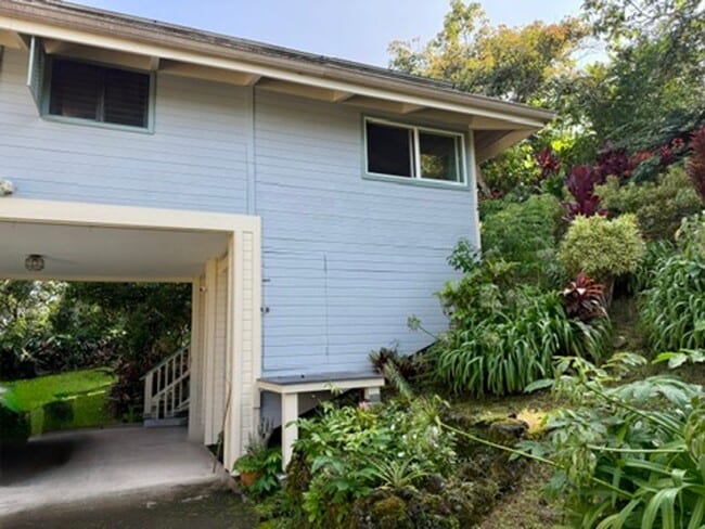 Building Photo - 76-6017-B Mamalahoa Hwy