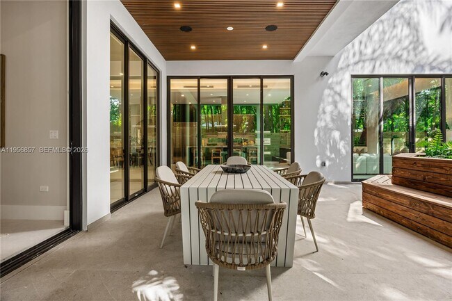 Building Photo - 2805 Freeman St