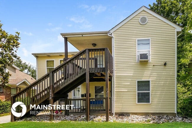 Building Photo - 1339 S 28th St