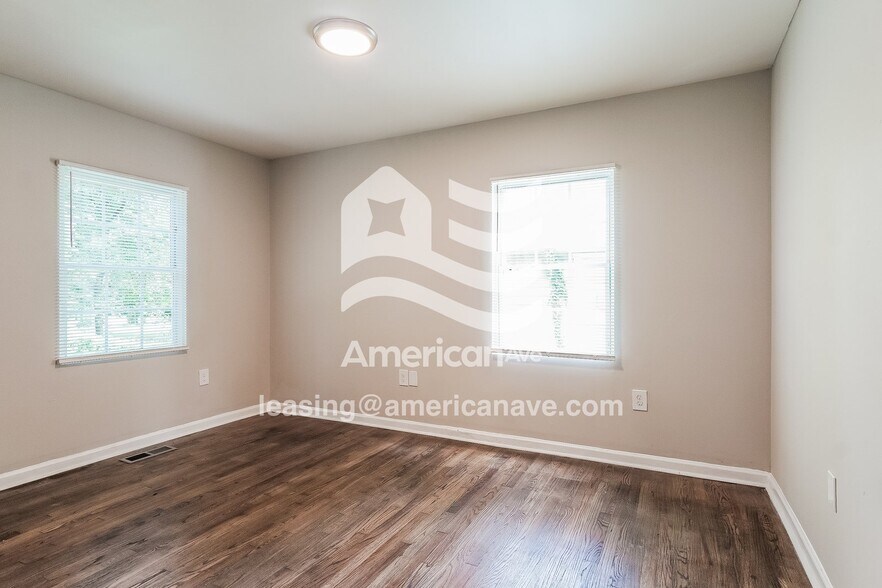 Building Photo - 7020 1st Ave S