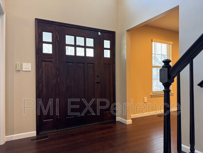 Building Photo - 9203 Sandy Creek Rd