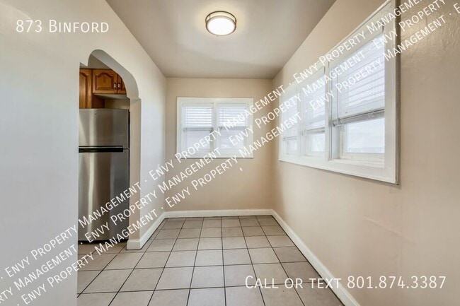 Building Photo - 873 Binford-