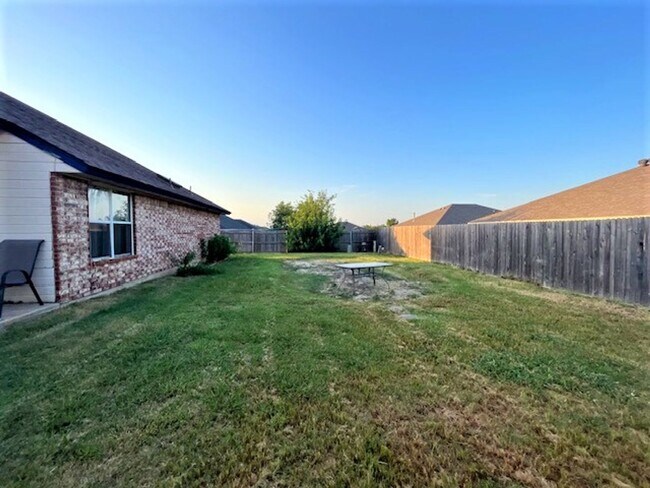 Building Photo - 8104 Eagle Cir