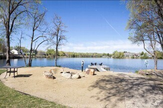 Building Photo - 3311 N Lakeharbor Ln