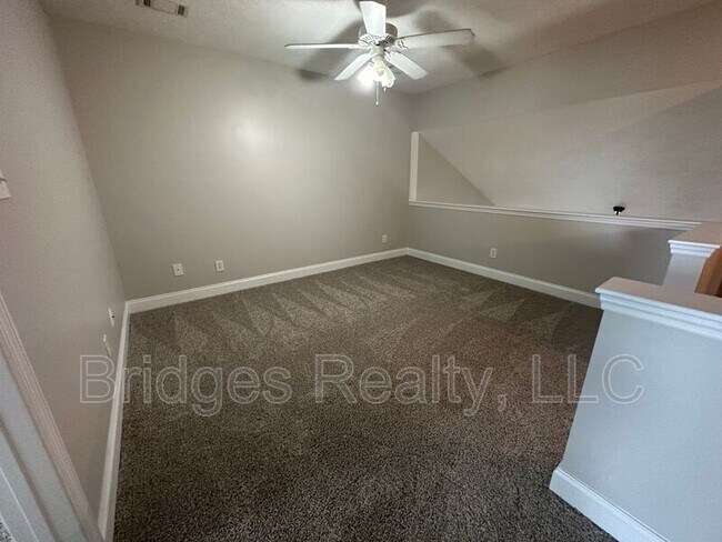 Building Photo - 900 Bryan Cir