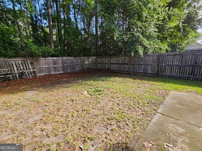 Building Photo - 108 E Lakemont Dr