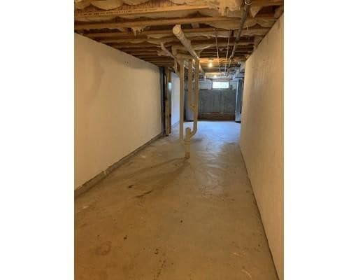 Building Photo - 206 Tamarack Ln