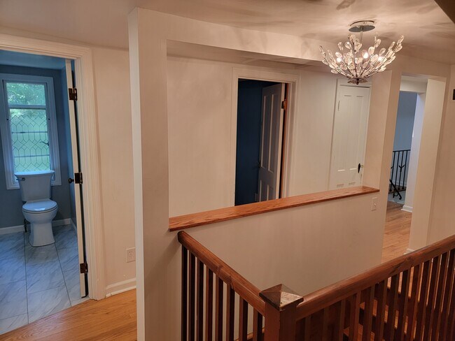 Building Photo - 73 Huntington Hills Ctr