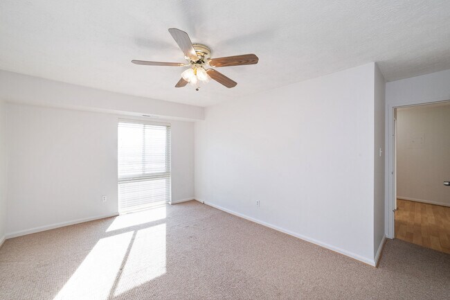 Building Photo - 6145 Edsall Rd