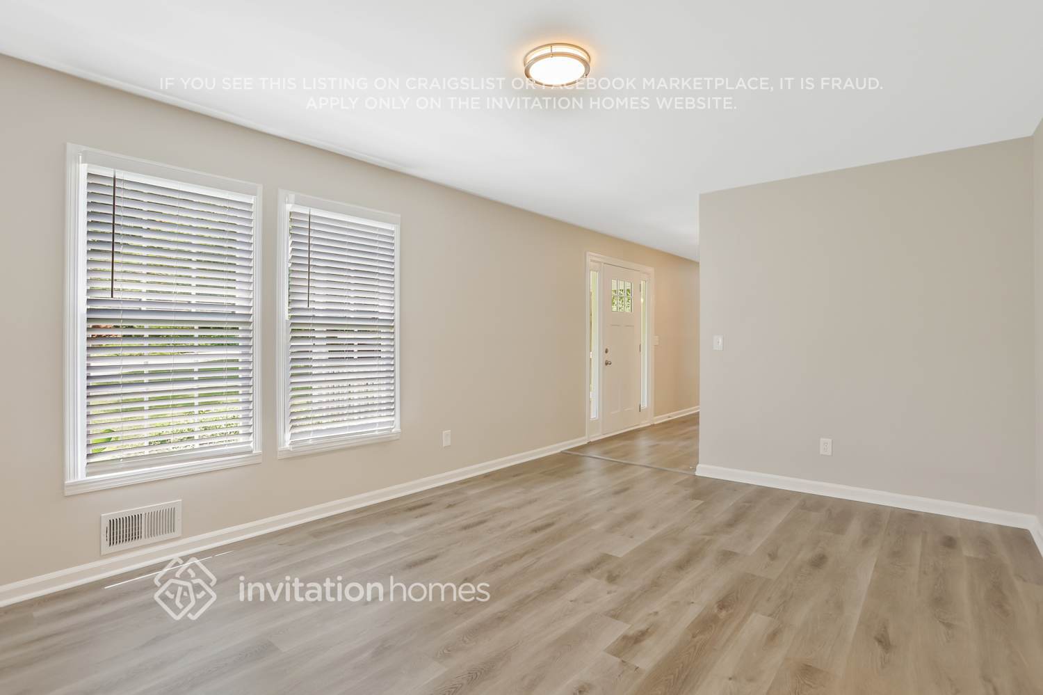 Building Photo - 2073 Kinridge Rd