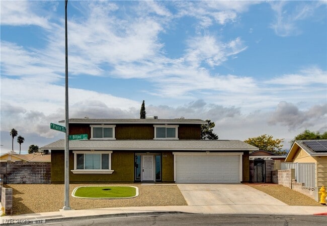 Building Photo - 632 Biljac St