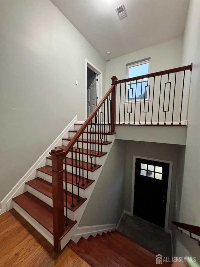 Building Photo - 61 N Grove St