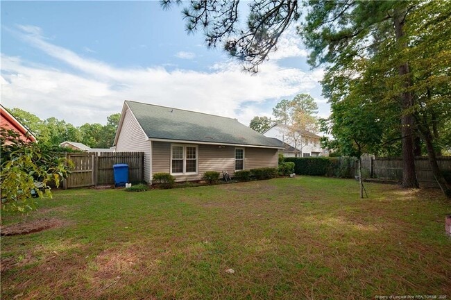 Building Photo - 6440 Brookshire St