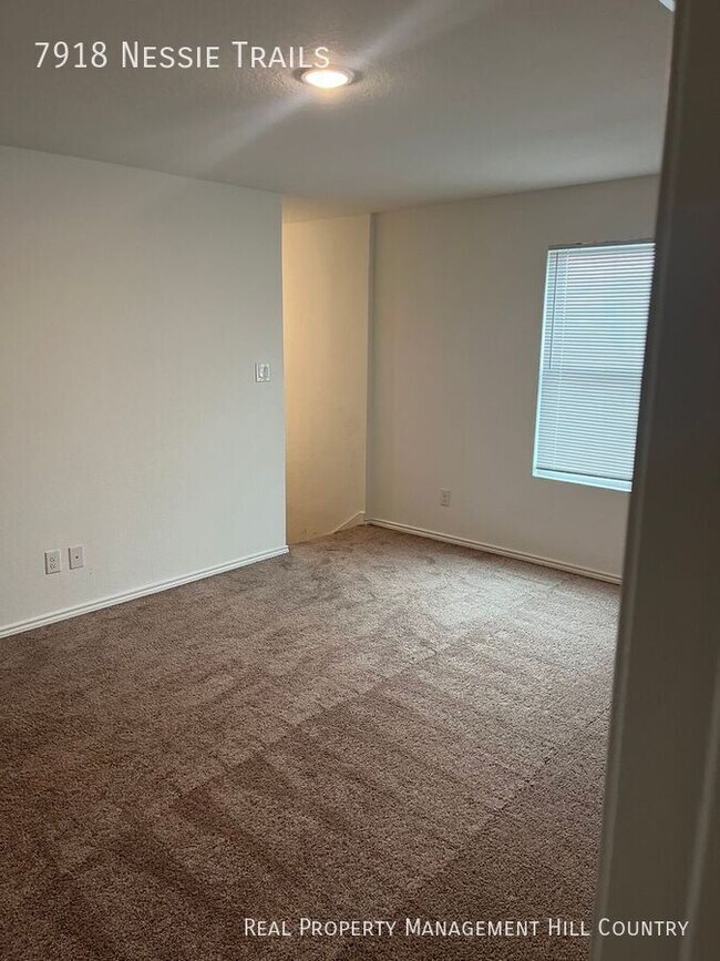 Building Photo - 7918 Nessie Trl