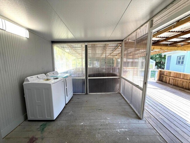 Building Photo - 14526 Paradise Trail