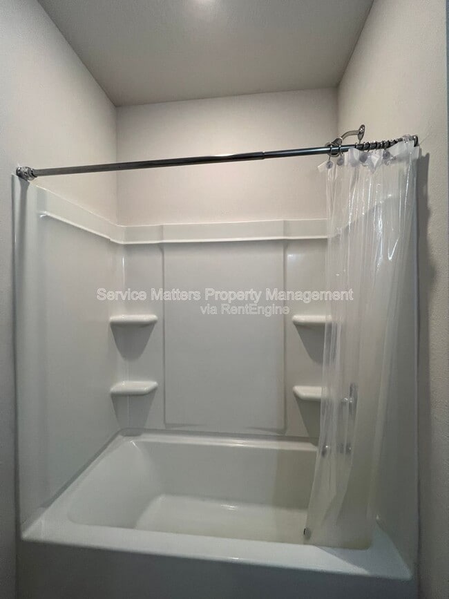 Building Photo - 5745 Danbury Blvd