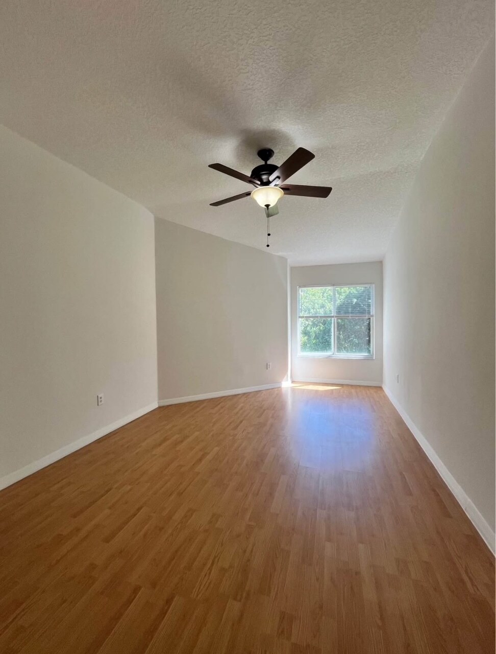 Building Photo - 13927 Corrine Key Pl