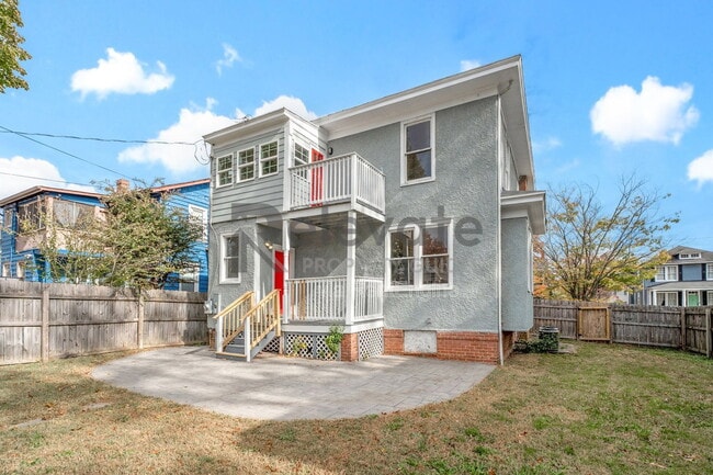 Building Photo - 3204 North Ave