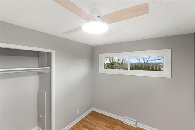 Building Photo - 100 9th Ave