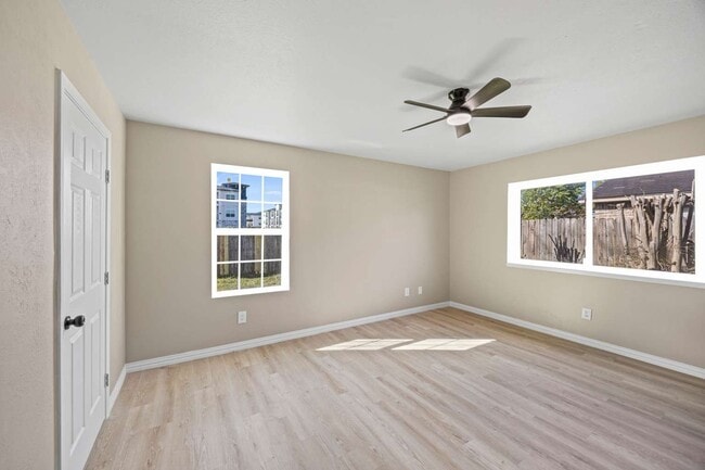 Building Photo - 2207 Anthony-Hay Ln