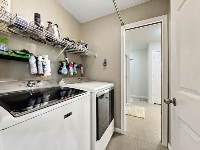 Building Photo - 4689 Inlet Ln