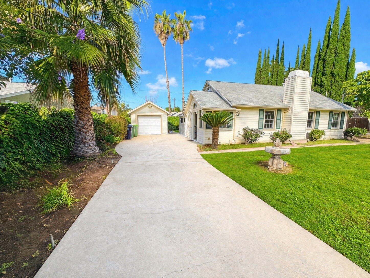 Building Photo - 7445 Orion Ave