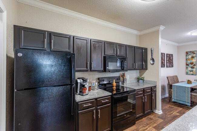 Interior Photo - Village at Elam Farms