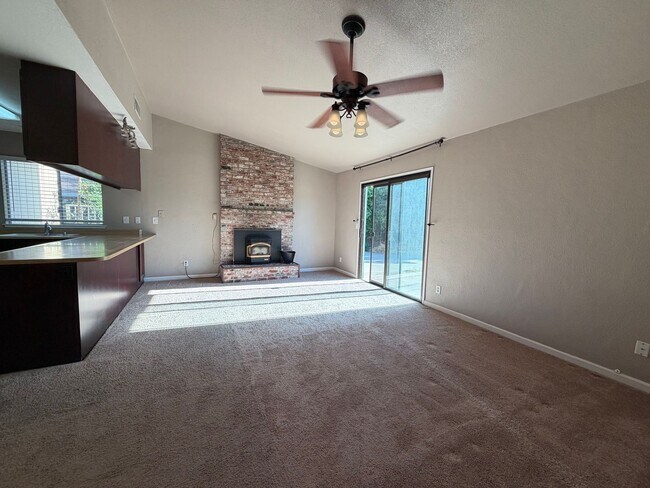 Building Photo - 7724 Woodchuck Way