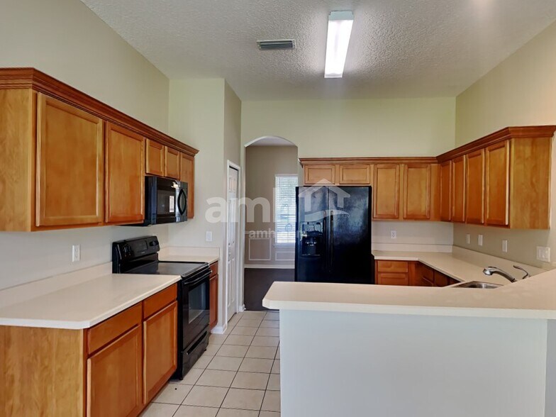 Building Photo - 5198 Armsgate Ct