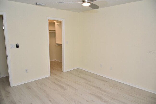 Building Photo - 10265 Gandy Blvd N