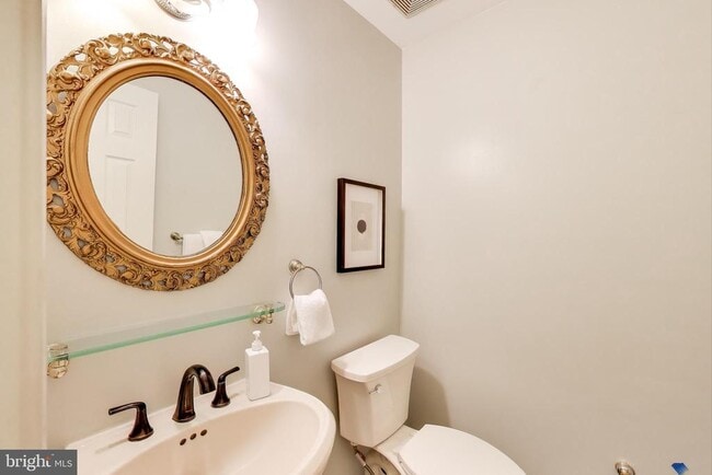 Building Photo - 7806 Fox Gate Ct