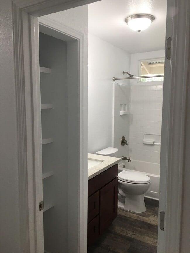 Building Photo - 3BR/2BA Home in Hawaiian Paradise Park