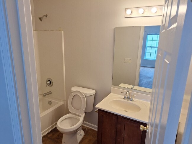 Building Photo - Wonderful Four Bedroom Home Located in Nor...